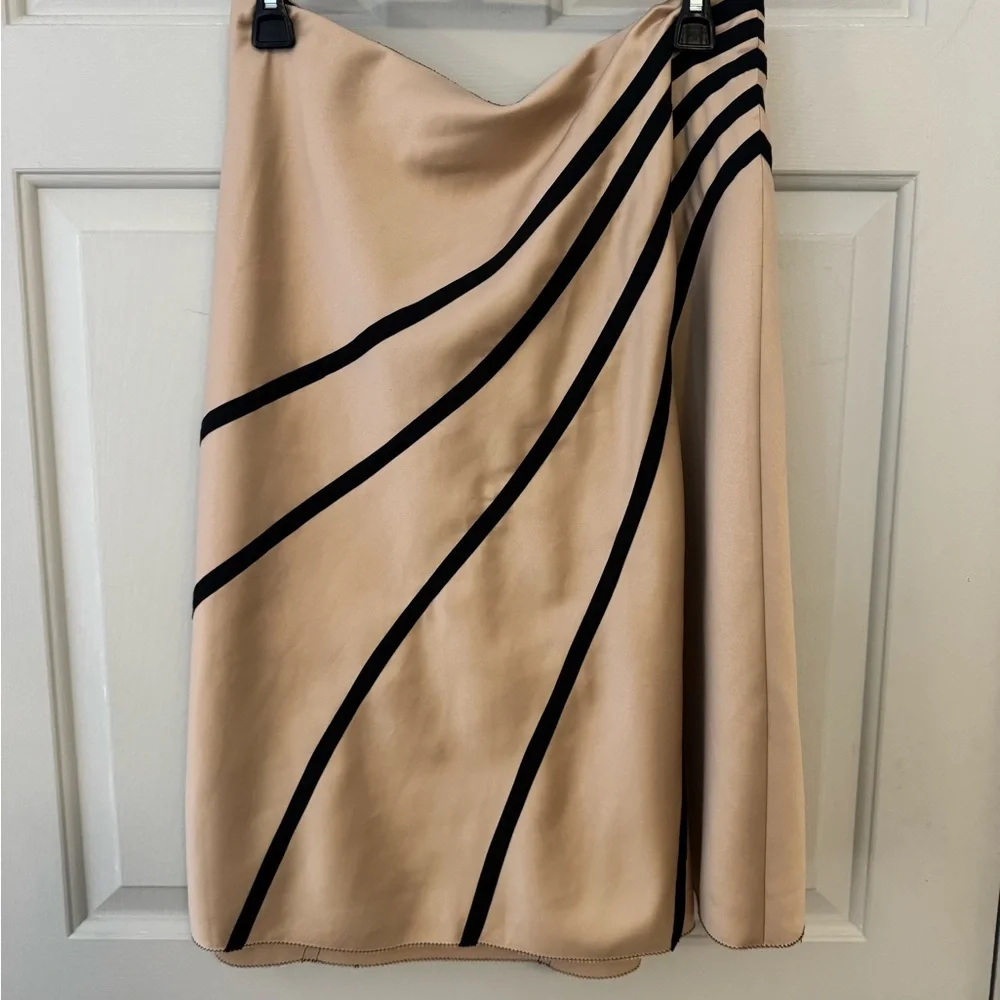 White House Black Market Tan and Black Midi Skirt size 10